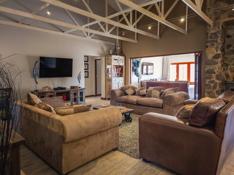 4 Bedroom Property for Sale in Dullstroom Mpumalanga