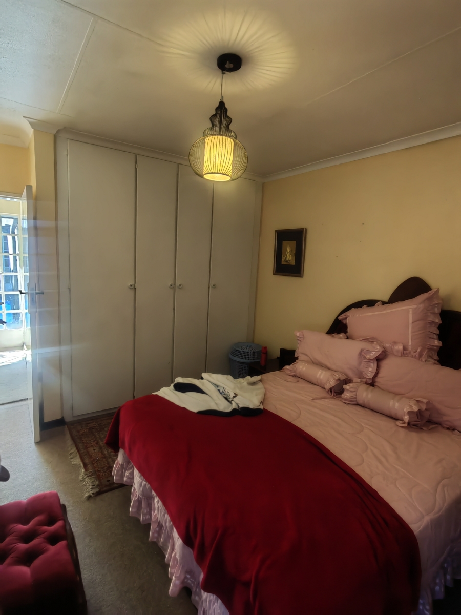 5 Bedroom Property for Sale in Secunda Mpumalanga