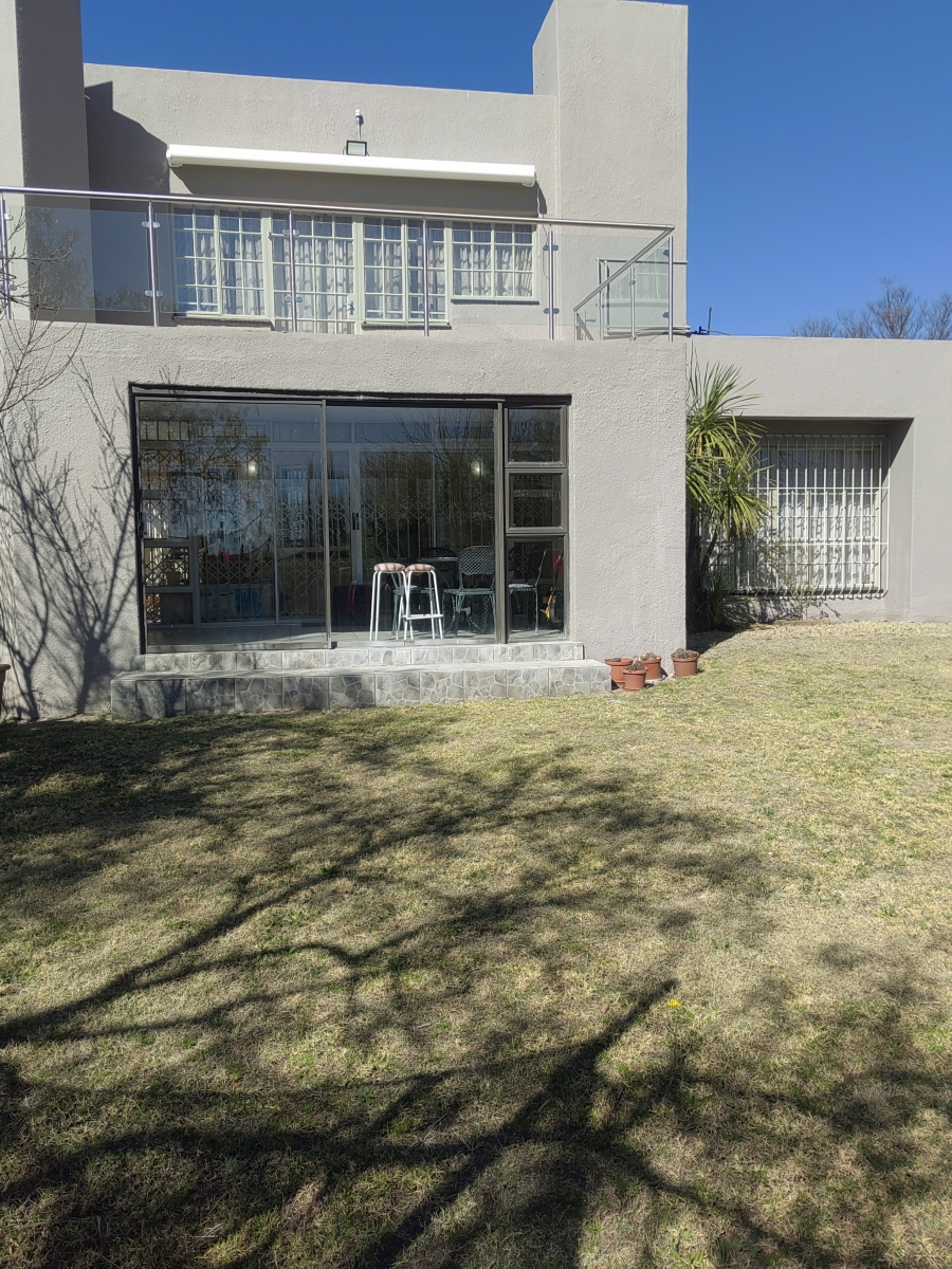 5 Bedroom Property for Sale in Secunda Mpumalanga