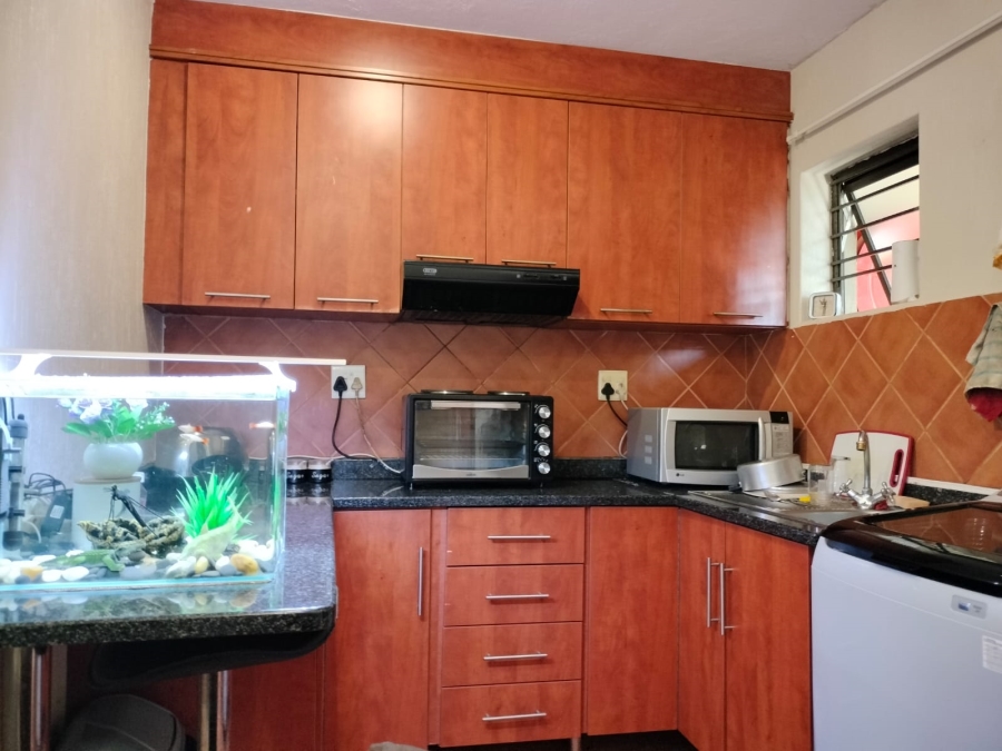 To Let 1 Bedroom Property for Rent in Nelspruit Mpumalanga