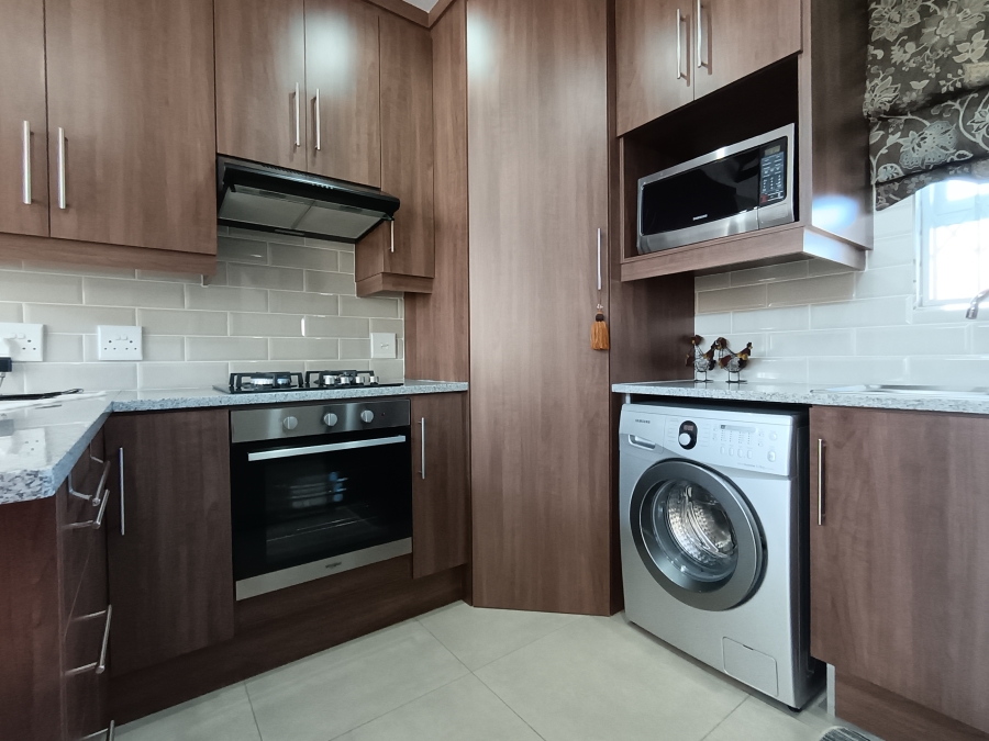 2 Bedroom Property for Sale in Kruinpark Mpumalanga