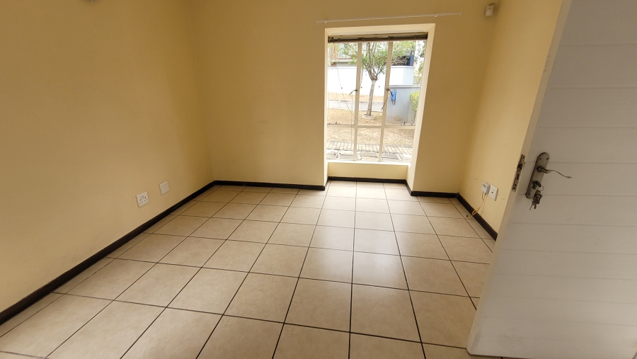 To Let 2 Bedroom Property for Rent in Nelspruit Ext 37 Mpumalanga