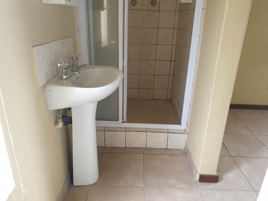 To Let 2 Bedroom Property for Rent in Nelspruit Ext 37 Mpumalanga