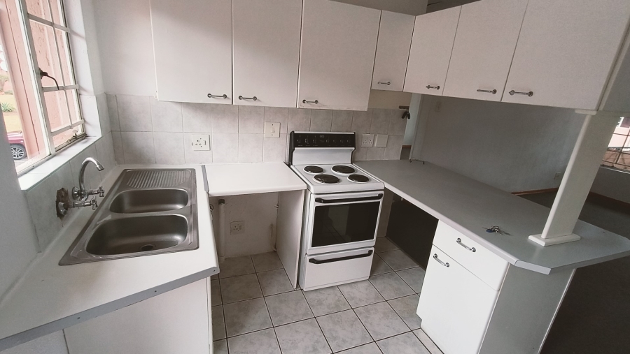 To Let 2 Bedroom Property for Rent in West Acres Mpumalanga