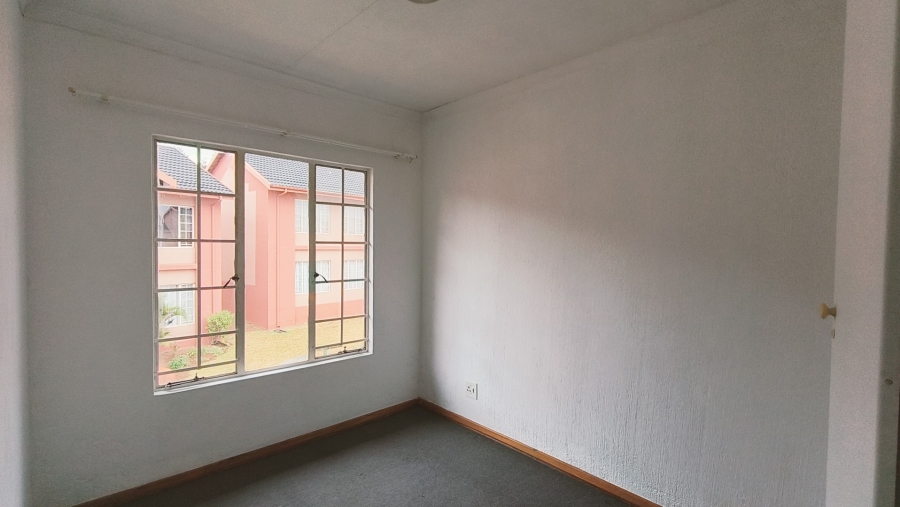 To Let 2 Bedroom Property for Rent in West Acres Mpumalanga