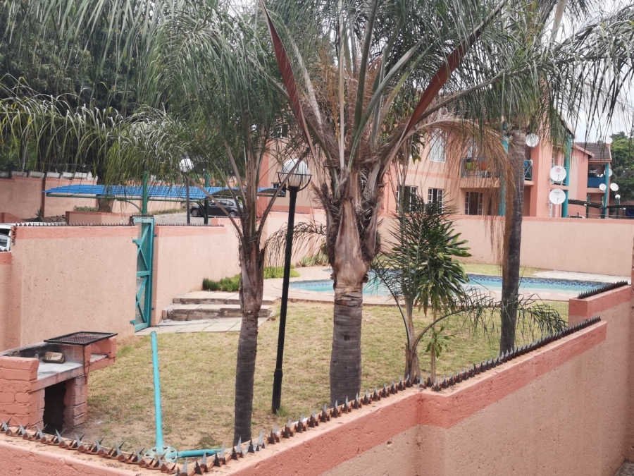 To Let 2 Bedroom Property for Rent in West Acres Mpumalanga