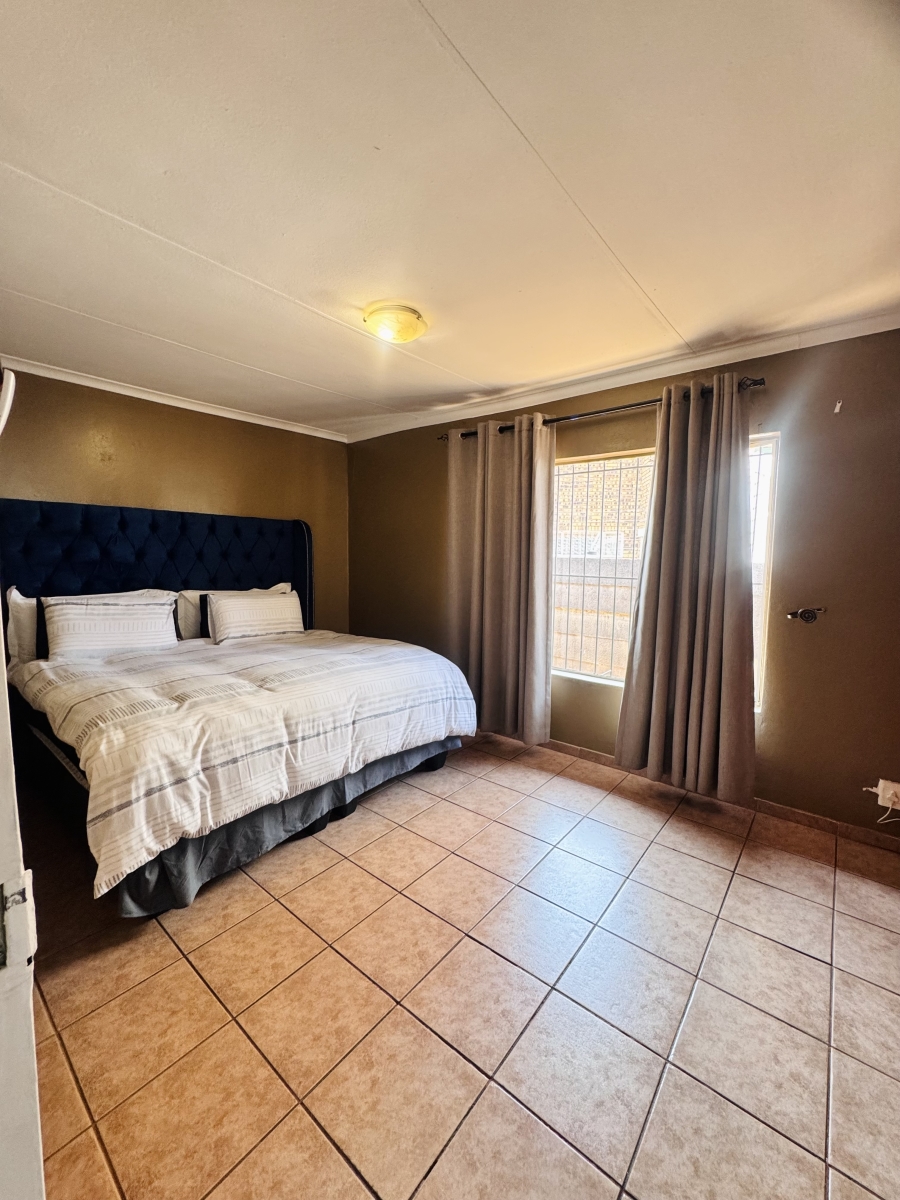 To Let 2 Bedroom Property for Rent in Ben Fleur Mpumalanga