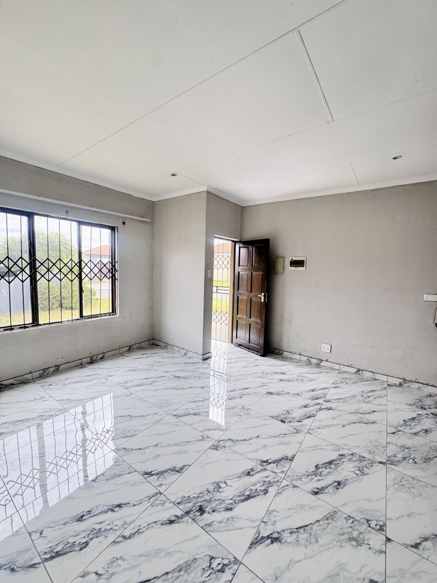 3 Bedroom Property for Sale in Jackaroo A H Mpumalanga