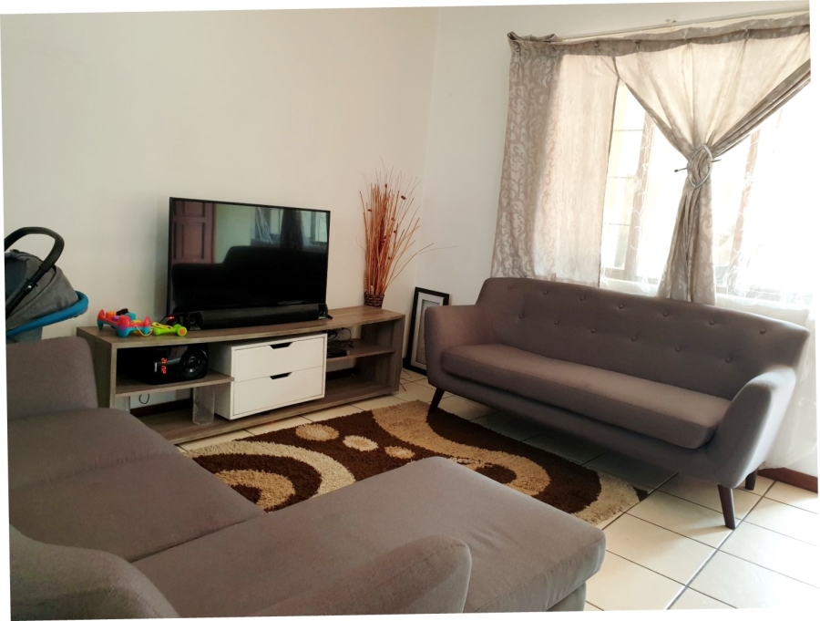 To Let 2 Bedroom Property for Rent in Sonheuwel Mpumalanga