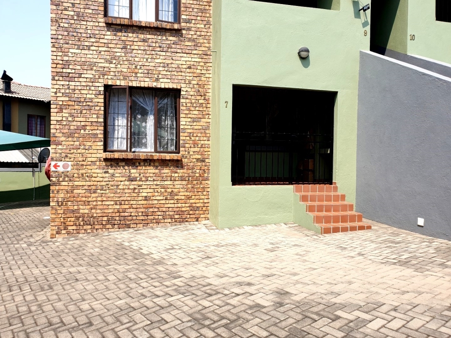 To Let 2 Bedroom Property for Rent in Sonheuwel Mpumalanga