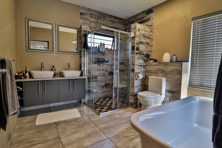 4 Bedroom Property for Sale in Sonheuwel Mpumalanga