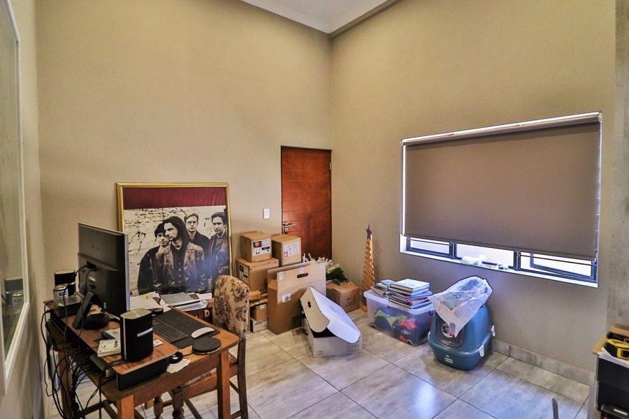 4 Bedroom Property for Sale in Sonheuwel Mpumalanga