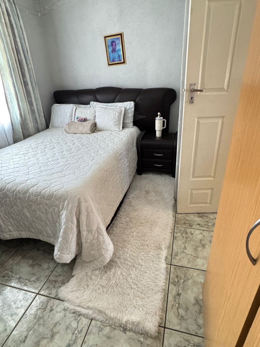 3 Bedroom Property for Sale in Mhluzi Mpumalanga