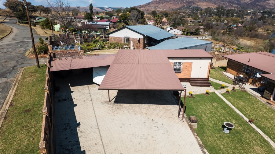 3 Bedroom Property for Sale in Emgwenya Mpumalanga
