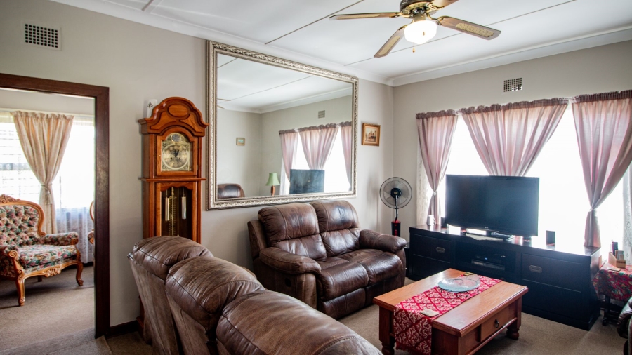 3 Bedroom Property for Sale in Emgwenya Mpumalanga