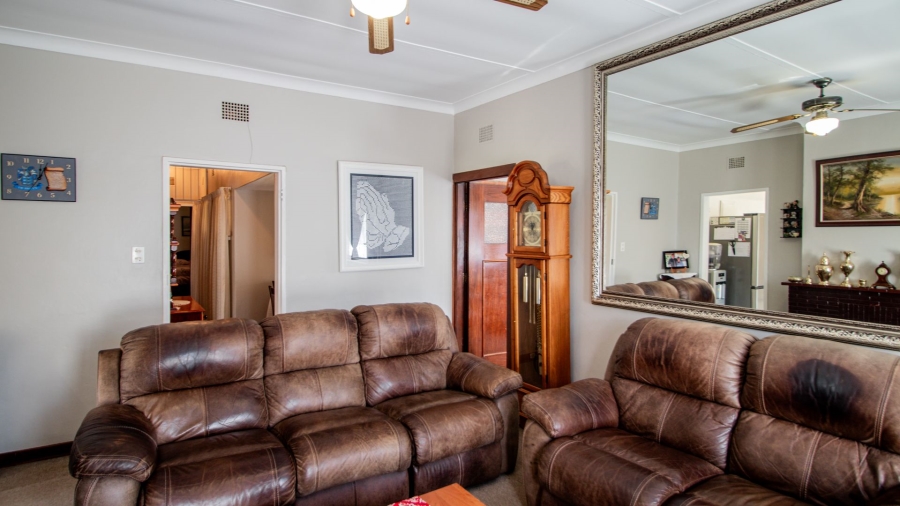 3 Bedroom Property for Sale in Emgwenya Mpumalanga