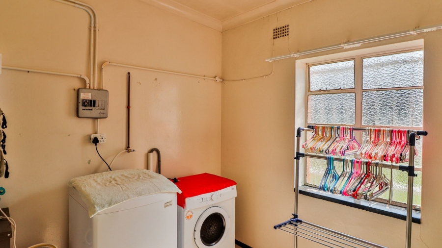 3 Bedroom Property for Sale in Emgwenya Mpumalanga