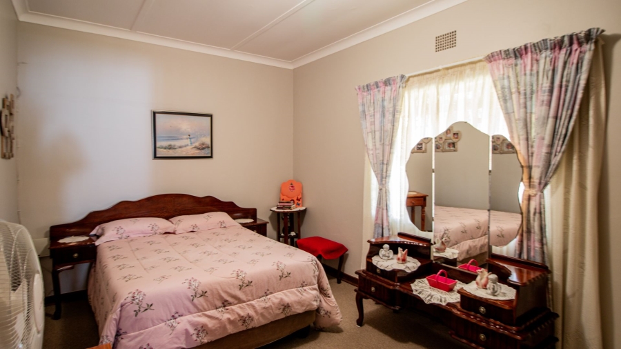 3 Bedroom Property for Sale in Emgwenya Mpumalanga