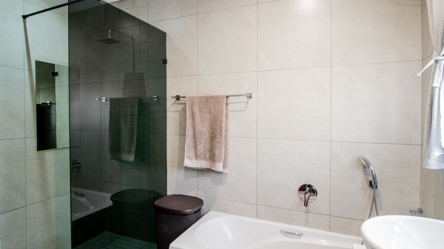 3 Bedroom Property for Sale in Emgwenya Mpumalanga