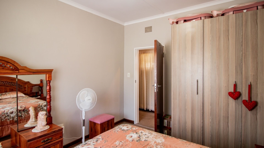 3 Bedroom Property for Sale in Emgwenya Mpumalanga