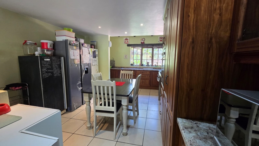 5 Bedroom Property for Sale in White River Ext 6 Mpumalanga