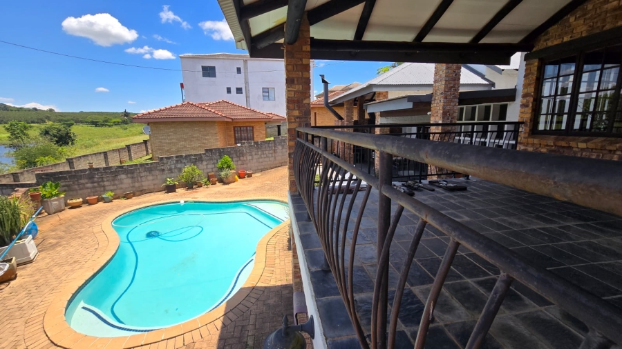 5 Bedroom Property for Sale in White River Ext 6 Mpumalanga