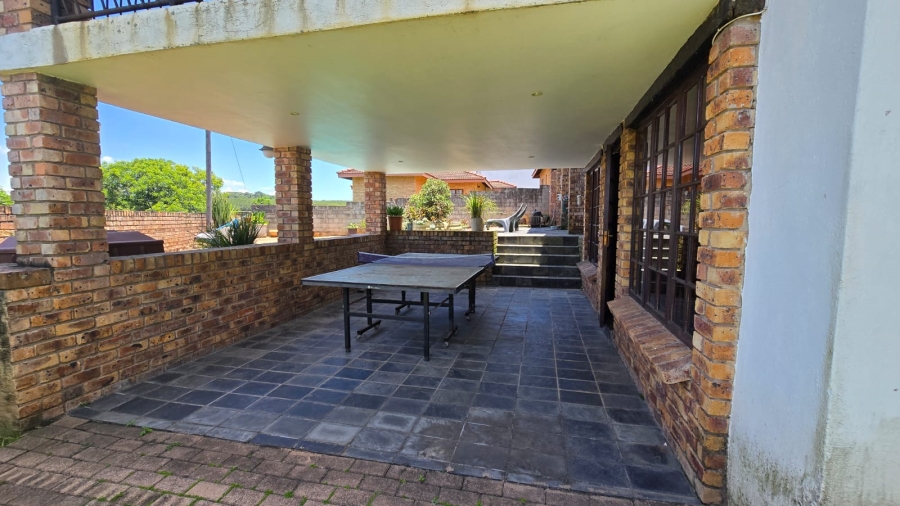 5 Bedroom Property for Sale in White River Ext 6 Mpumalanga