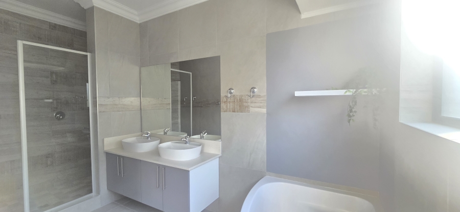4 Bedroom Property for Sale in The Rest Nature Estate Mpumalanga