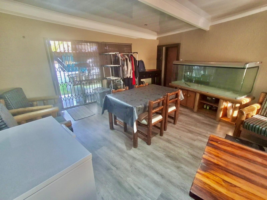 5 Bedroom Property for Sale in Secunda Mpumalanga