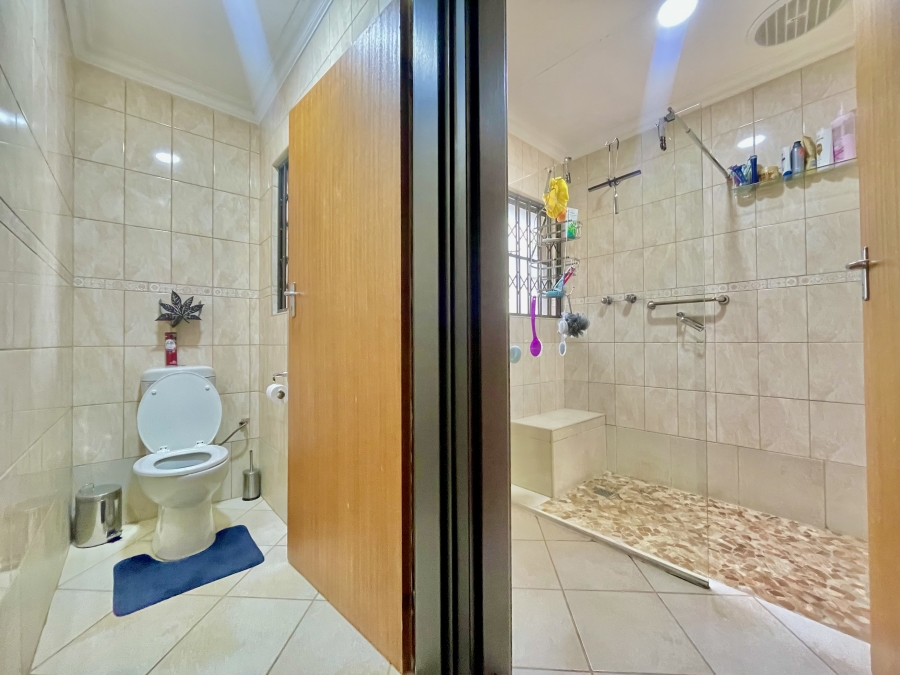 5 Bedroom Property for Sale in Secunda Mpumalanga