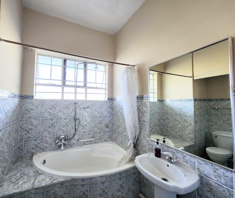 2 Bedroom Property for Sale in Nelspruit Ext 5 Mpumalanga