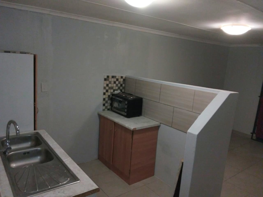 To Let 1 Bedroom Property for Rent in Secunda Mpumalanga