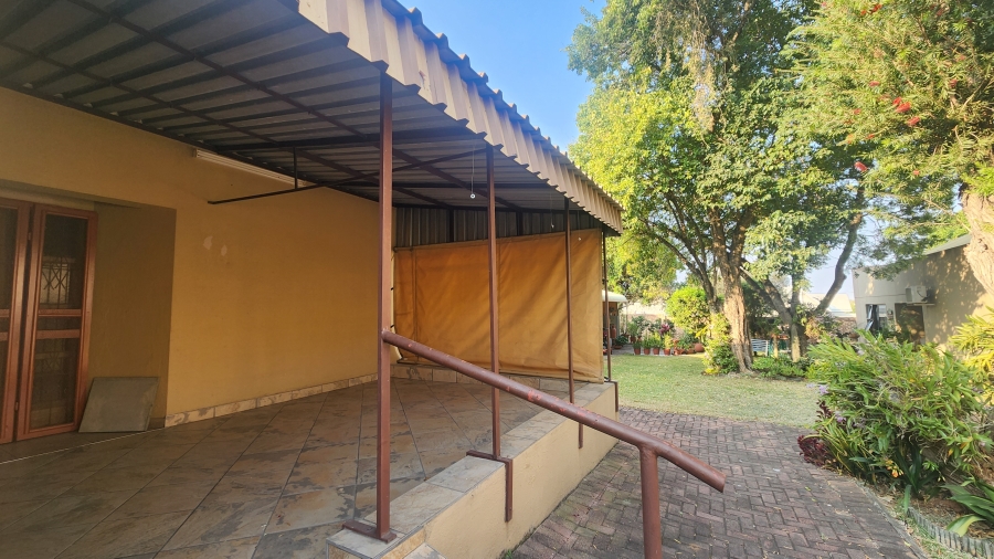 1 Bedroom Property for Sale in West Acres Ext 15 Mpumalanga
