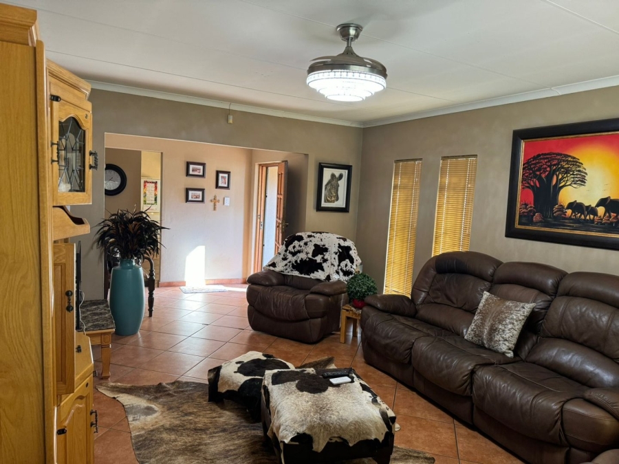 To Let 3 Bedroom Property for Rent in Dennesig Mpumalanga