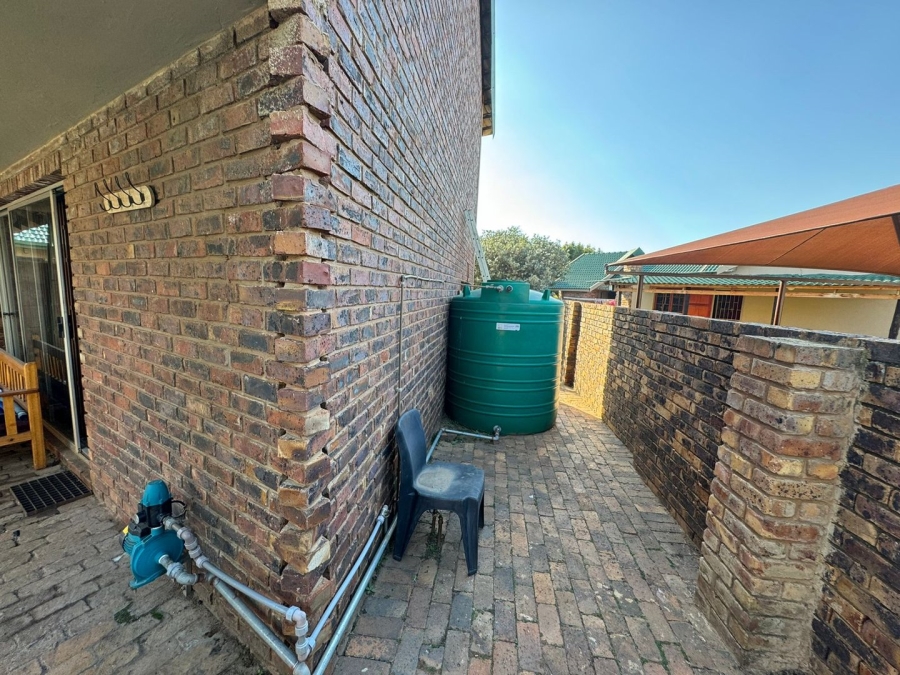 To Let 3 Bedroom Property for Rent in Dennesig Mpumalanga