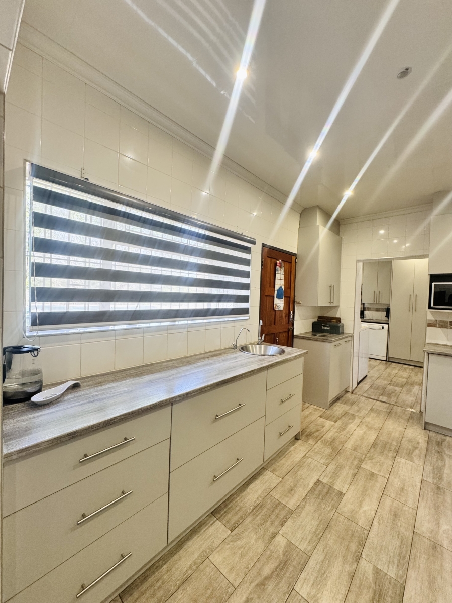 3 Bedroom Property for Sale in Jackaroo Park Mpumalanga