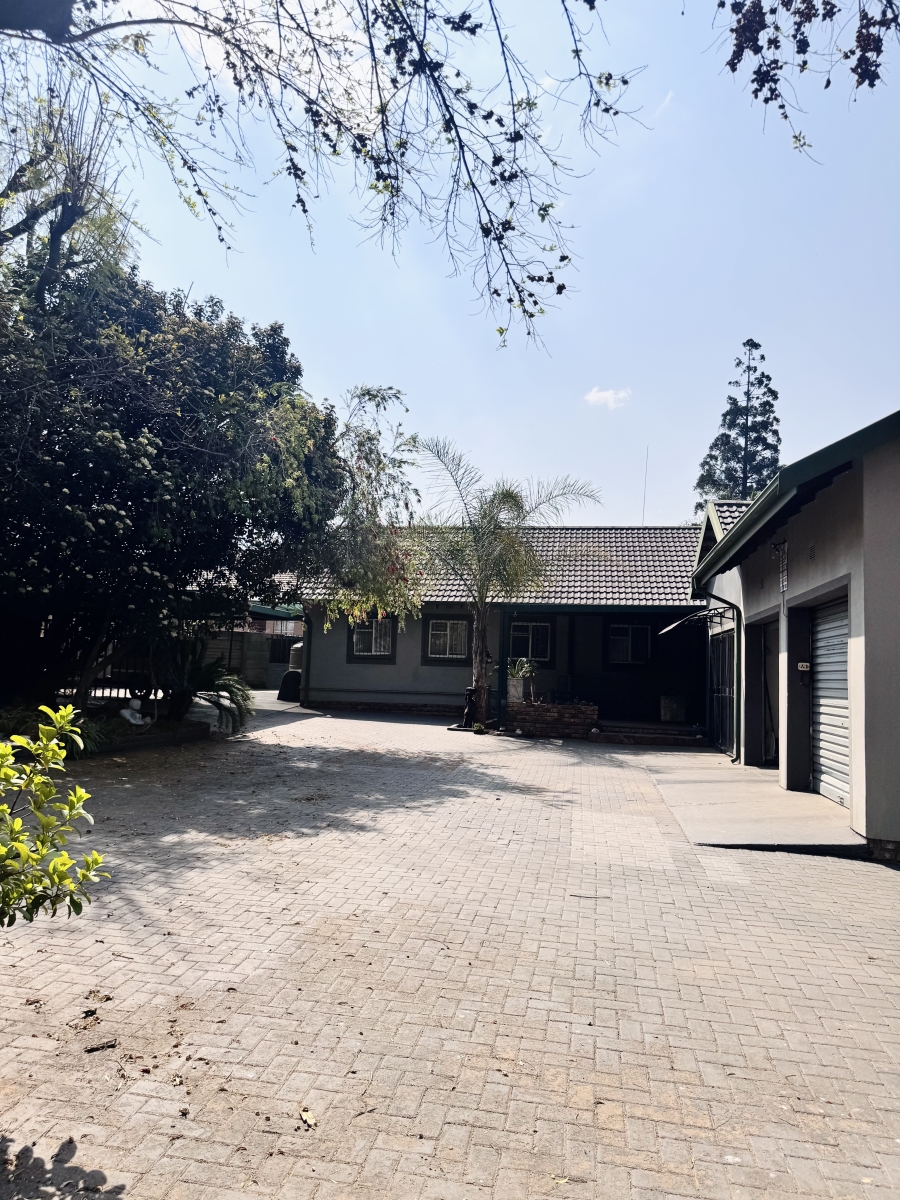 3 Bedroom Property for Sale in Jackaroo Park Mpumalanga