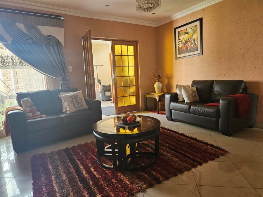4 Bedroom Property for Sale in Die Heuwel Ext 4 Mpumalanga