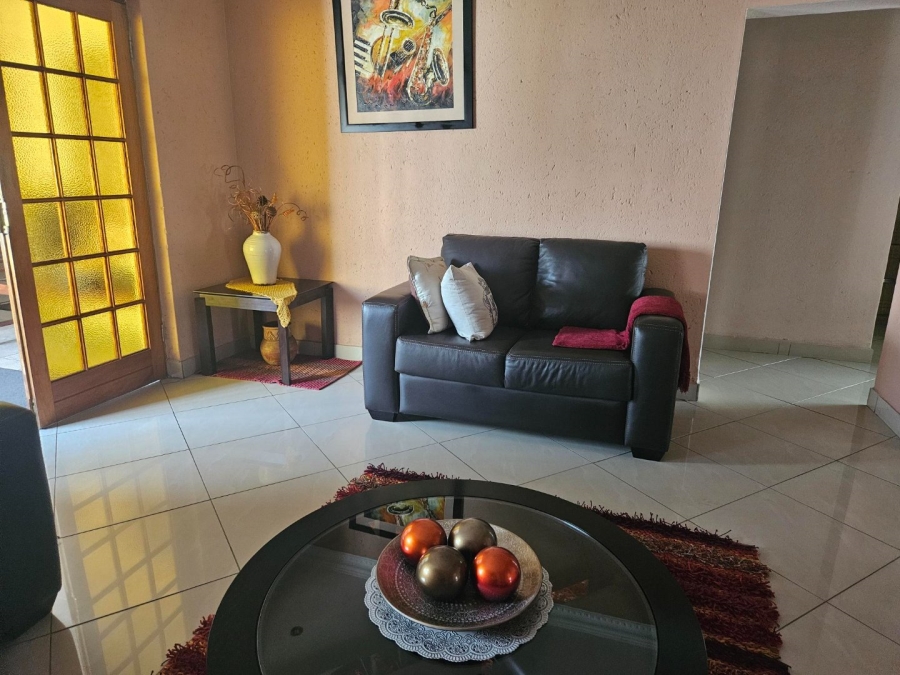 4 Bedroom Property for Sale in Die Heuwel Ext 4 Mpumalanga