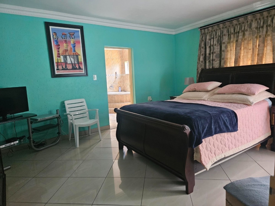 4 Bedroom Property for Sale in Die Heuwel Ext 4 Mpumalanga