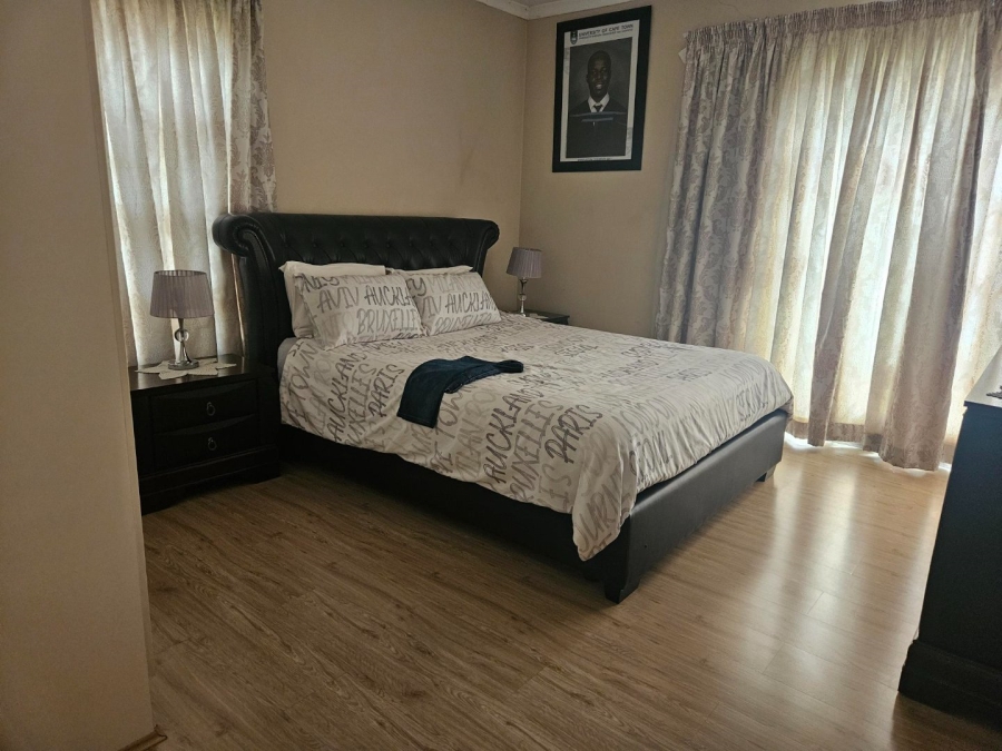 4 Bedroom Property for Sale in Die Heuwel Ext 4 Mpumalanga