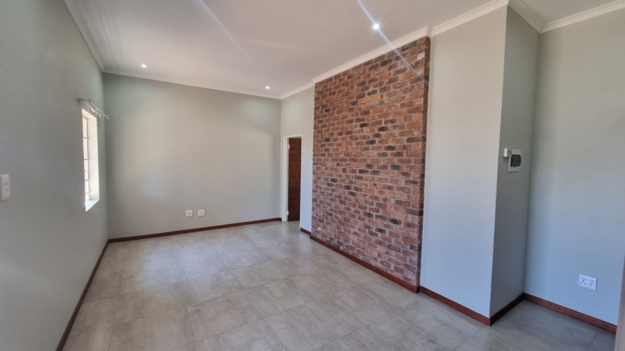 1 Bedroom Property for Sale in White River Ext 9 Mpumalanga