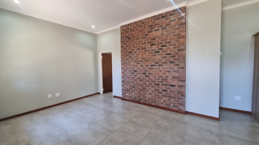 1 Bedroom Property for Sale in White River Ext 9 Mpumalanga