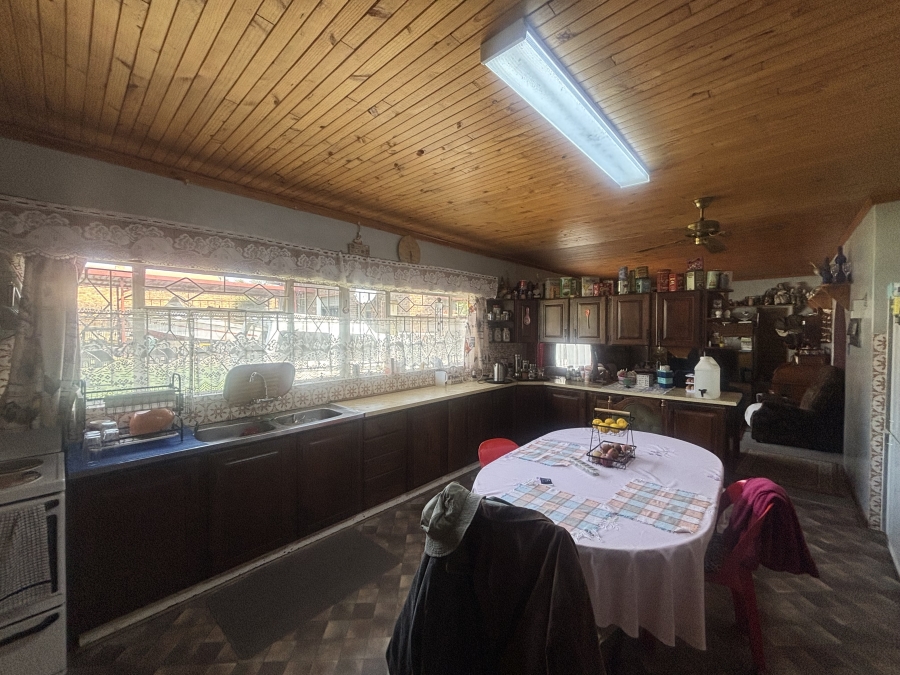 6 Bedroom Property for Sale in Reyno Ridge Mpumalanga