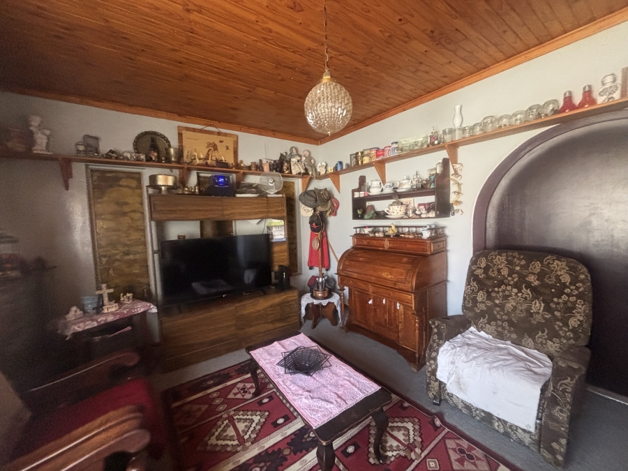 6 Bedroom Property for Sale in Reyno Ridge Mpumalanga