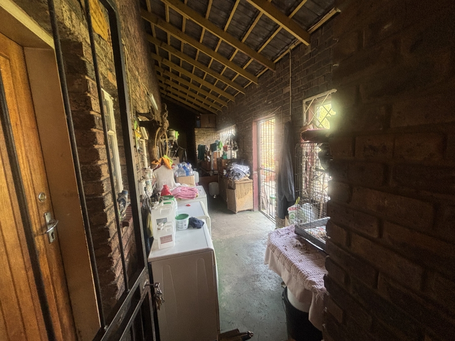 6 Bedroom Property for Sale in Reyno Ridge Mpumalanga