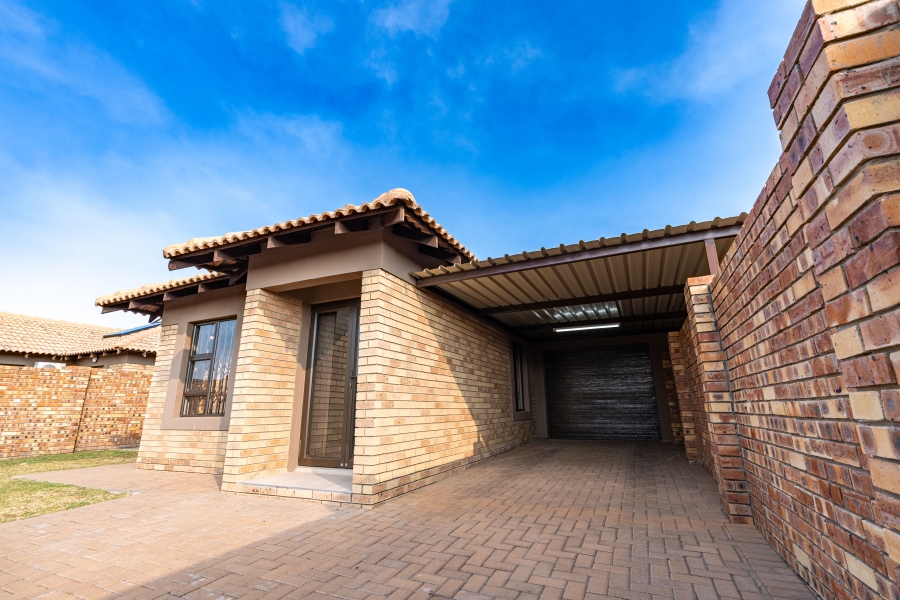 3 Bedroom Property for Sale in Suidheuwel Mpumalanga