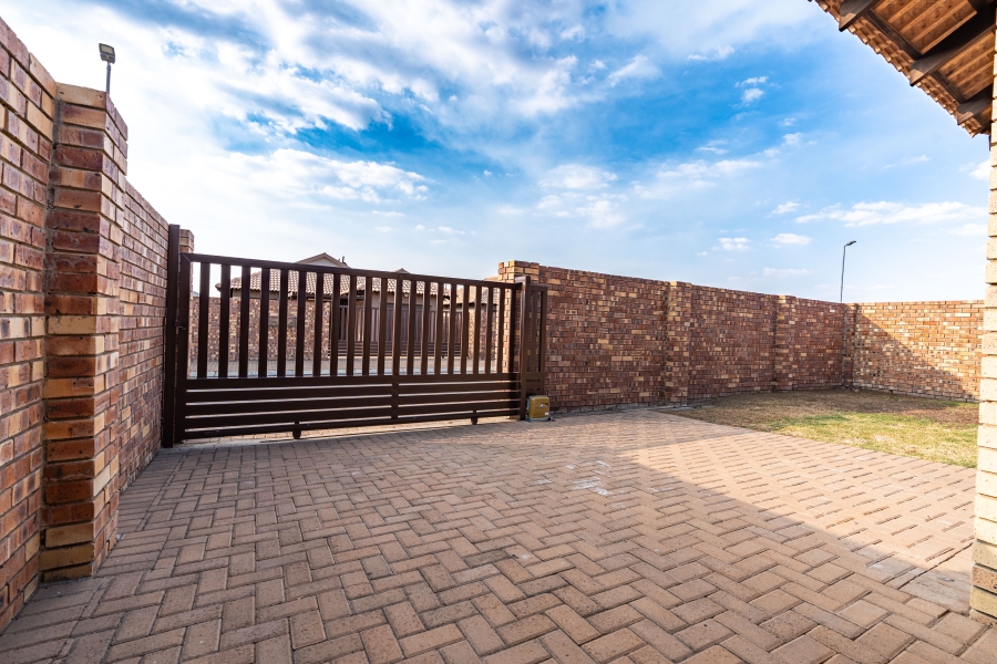 3 Bedroom Property for Sale in Suidheuwel Mpumalanga