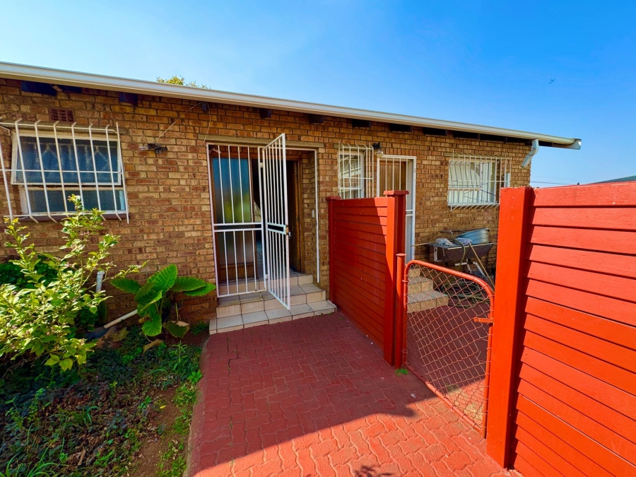 To Let 3 Bedroom Property for Rent in Reyno Ridge Mpumalanga