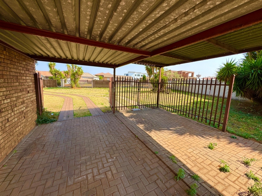 To Let 3 Bedroom Property for Rent in Reyno Ridge Mpumalanga